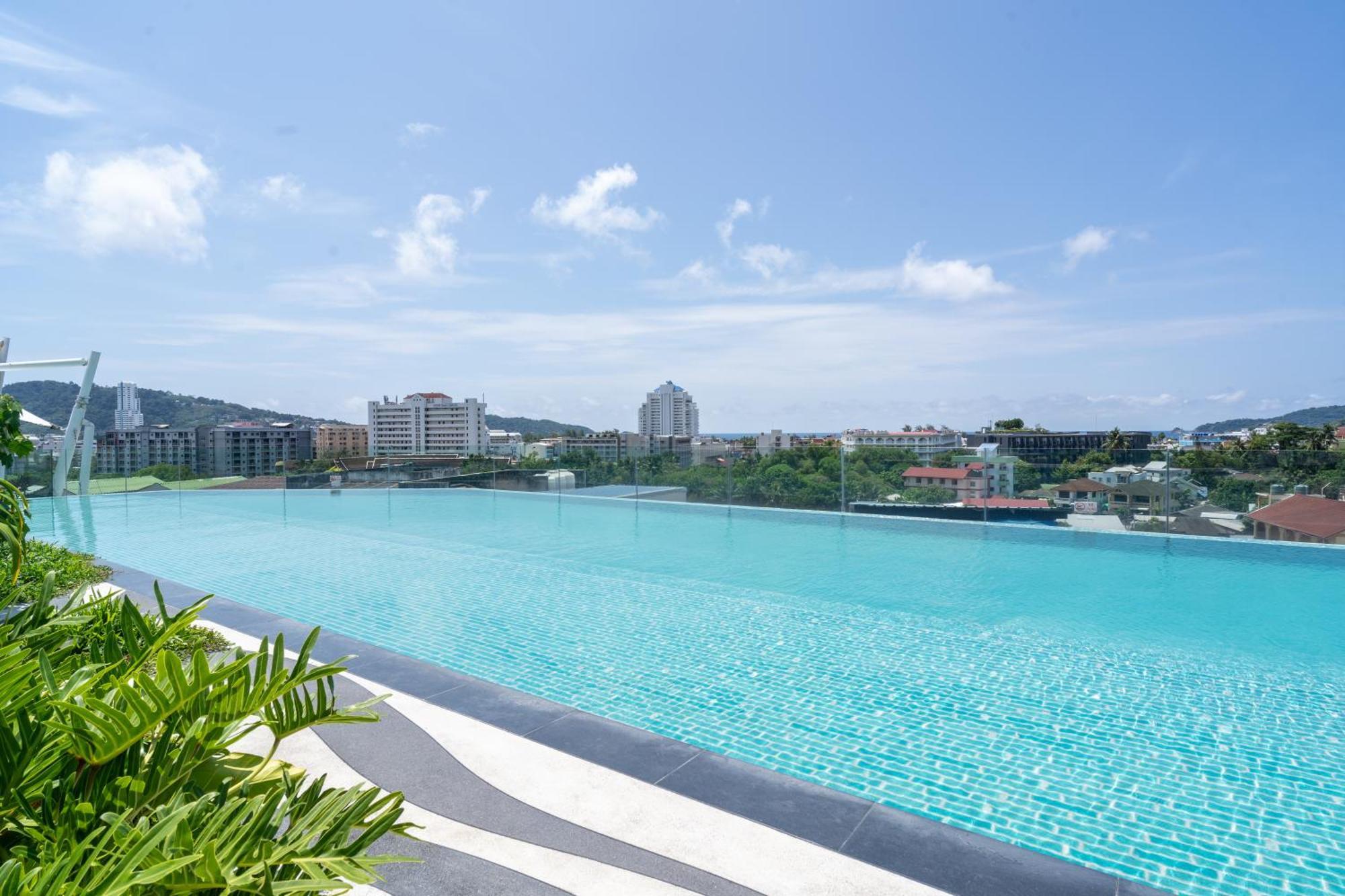 Journeyhub Phuket Patong Exterior foto